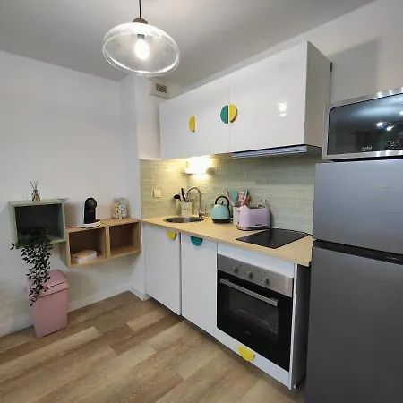 Marshmallow Proche Aeroport, Airbus Et Zenith Διαμέρισμα *